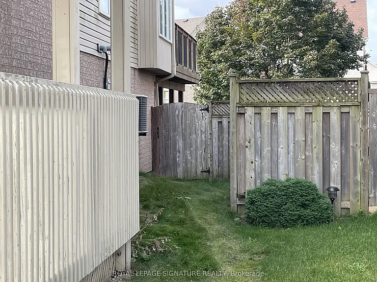 168 Windflower Dr #BASEMENT — Photo 9