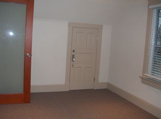 912 S 5th St, Saint Charles, MO 63301