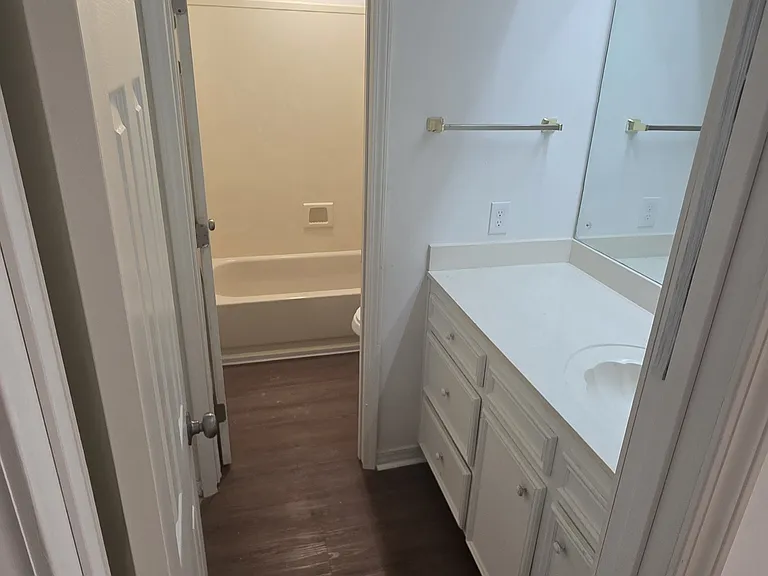 288 Planters Grv — Photo 7