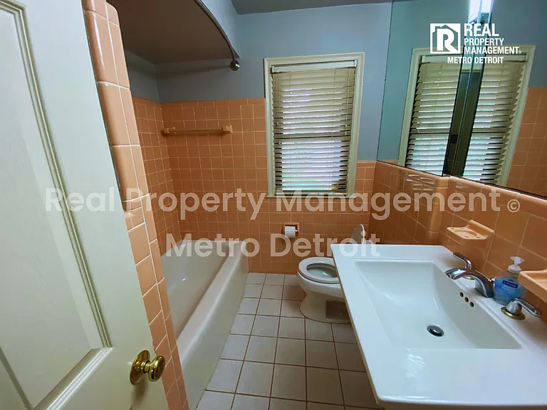 961 Nampa Ct — Photo 12