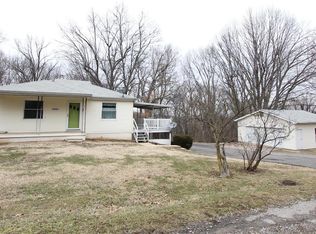5205 Roberta Dr, High Ridge, MO 63049