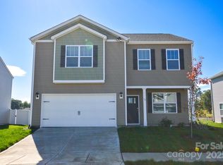 52 Shorthorn Rd, Fletcher, NC 28732