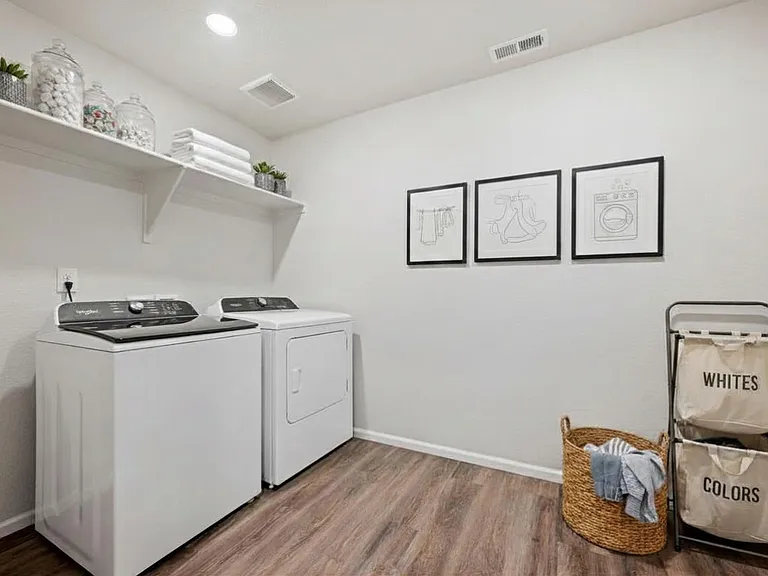 9173 Richfield St — Photo 12