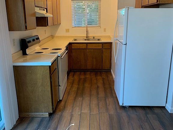 625 Oak Street #1