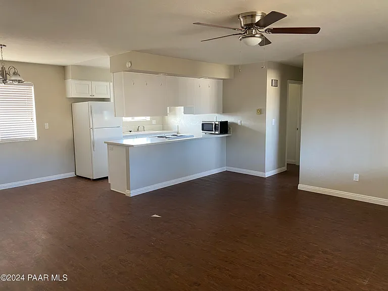 4500 N Carla Vista Dr — Photo 7