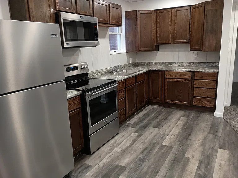 801 Ella St #801 — Photo 6