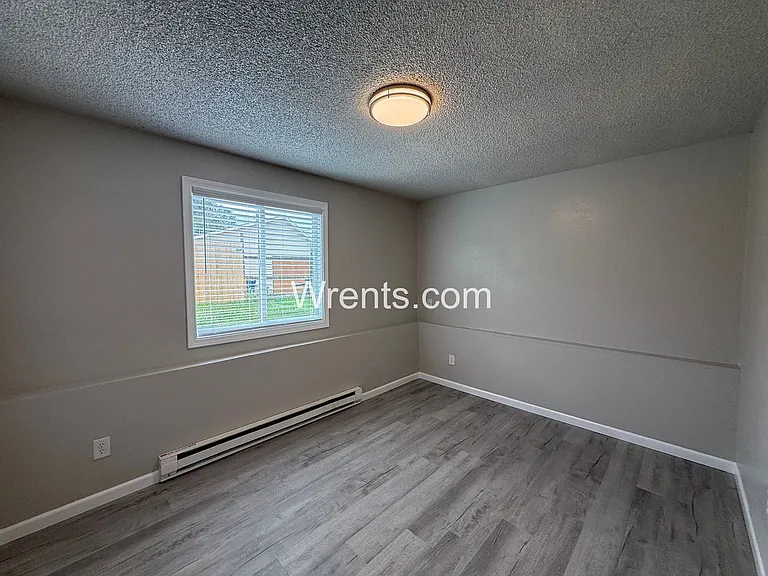 1718 W Boone Ave — Photo 21
