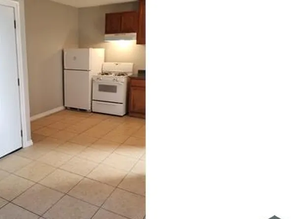 740 W 82nd St APT 4, Los Angeles, CA 90044