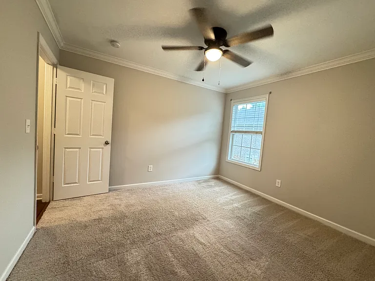 205 Laramie Cir NW — Photo 25