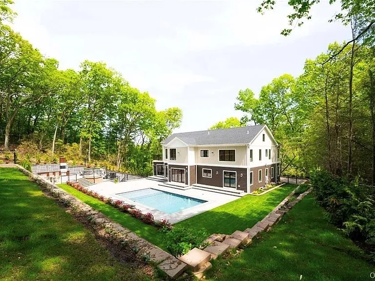 156 Sugar Toms Ln E — Photo 4