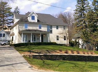 713 8th Ave SW, Rochester, MN 55902