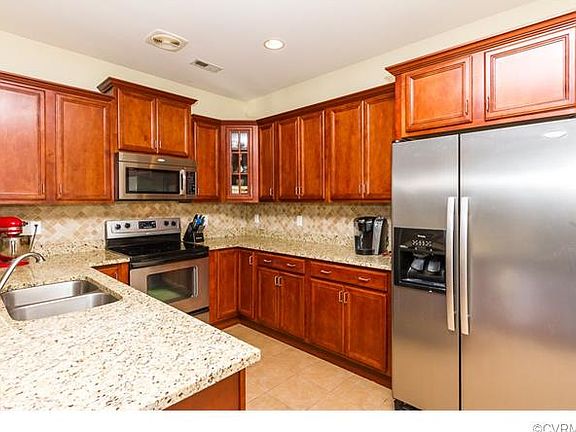 4th image of 7321 Jackson Arch Dr