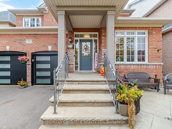 4th image of 5 Billancourt Cres
