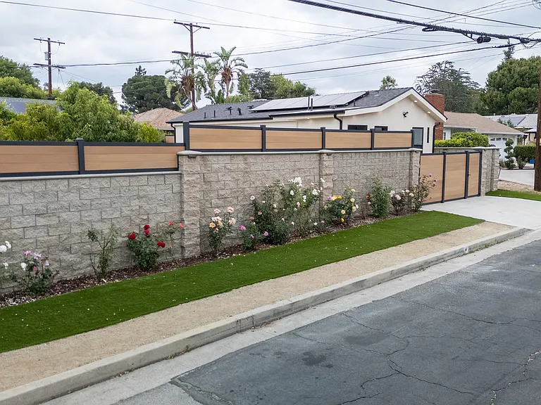 17501 Los Alimos St #10809 — Photo 33