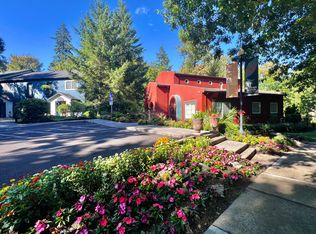 8221 SE Aspen Summit Dr UNIT 8, Portland, OR 97266