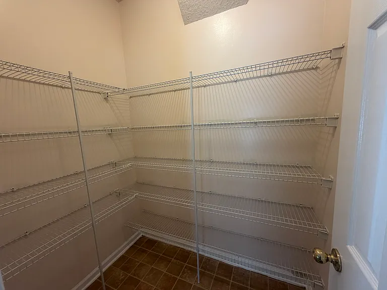 1075 Three Forks Ct — Photo 12