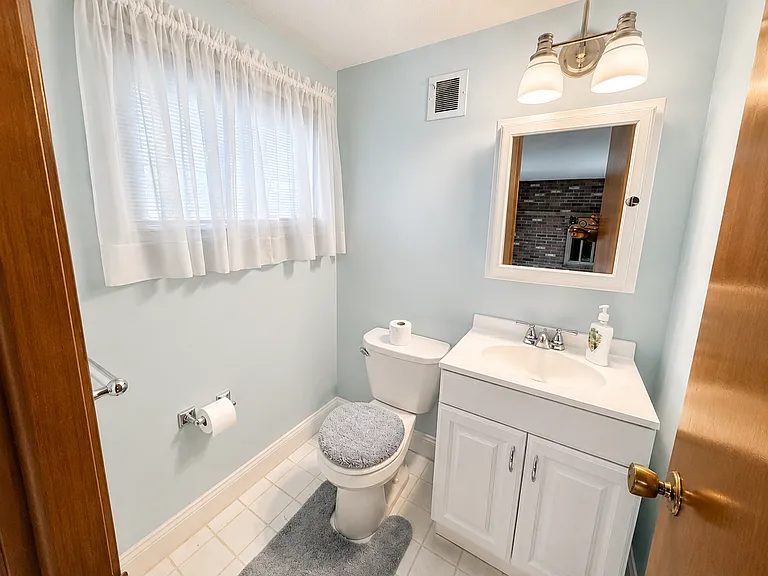 4744 Carsten Ln — Photo 8