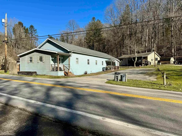 858 Helens Run Rd, Farmington, WV 26571