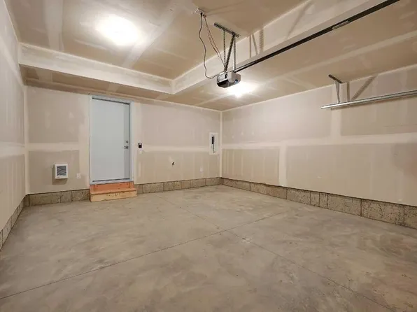 1350 E Cornerstone St NE #103, Calgary, AB T3N 2J4