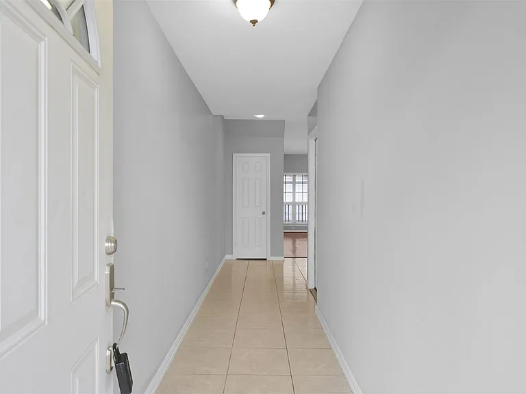 164 Binnacle Ct #B — Photo 3
