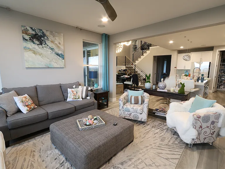 1512 Stablecross Dr — Photo 2