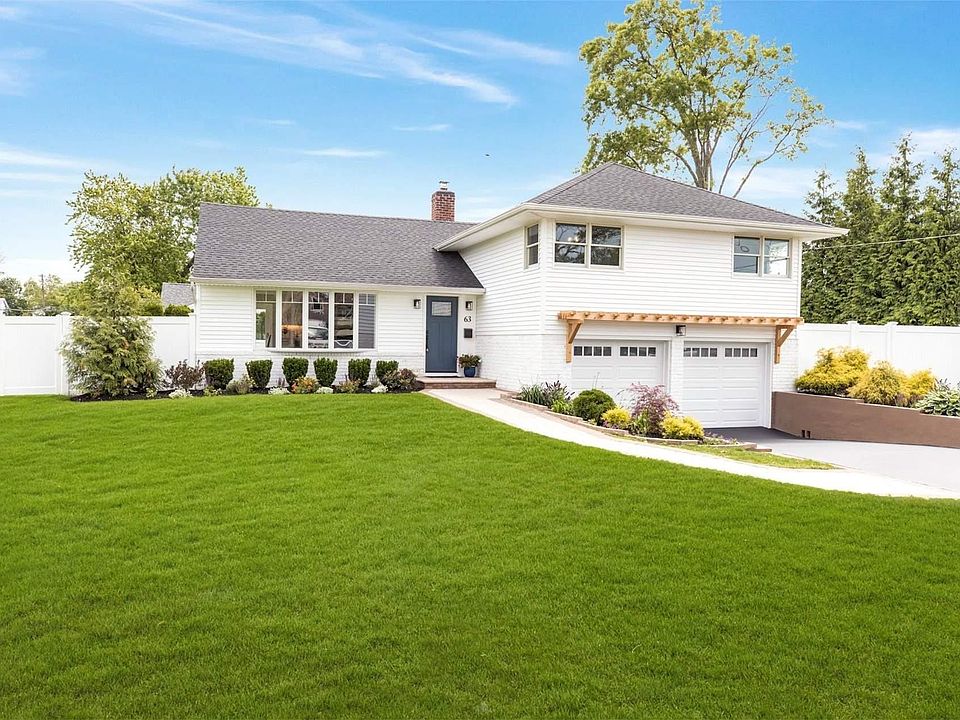 1st image of 63 Secatogue Lane E