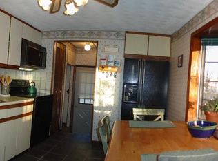 944 Williams St, Menasha, WI 54952