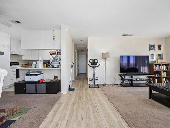 5th image of 201 Diamond Way APT 222