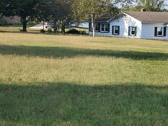 2nd image of 38881 Collinwood Dr
