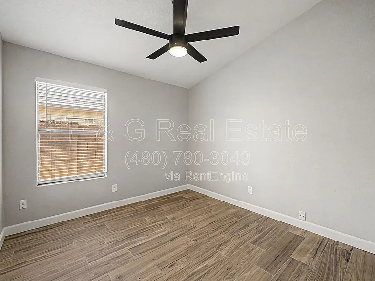 3015 S Woodruff — Photo 16