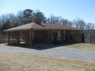 4419 Mountain Pass Rd, Troutville, VA 24175
