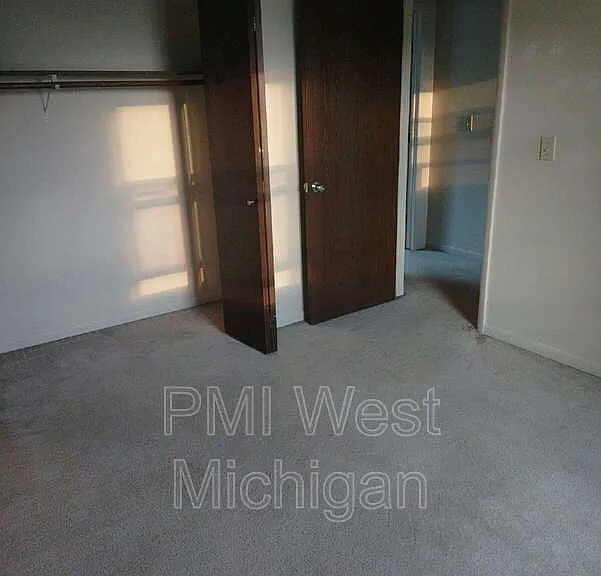 4258 Bond Ave #1 — Photo 5