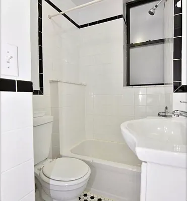 Rented by Bohemia Realty Group | media 10