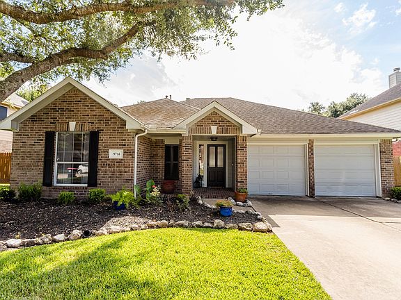 2nd image of 9714 Andrews Ln