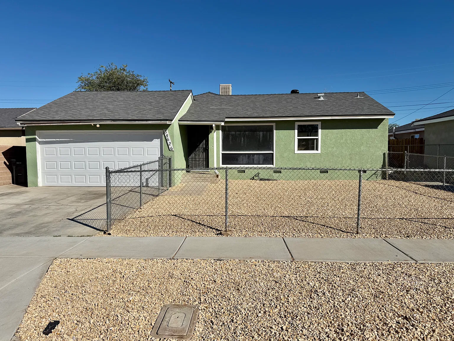 3 bed, 1100 sqft, $2,550 — Photo 1