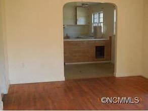 5th image of 1315 E Bane St