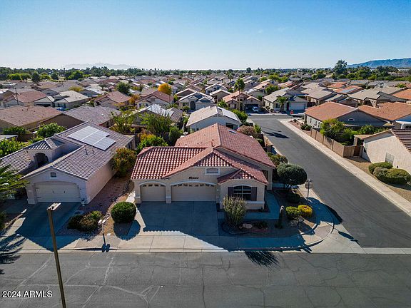 3rd image of 17649 W STINSON Drive