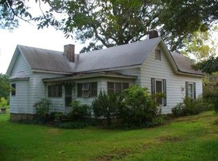 25 Sims St, Comer, GA 30629