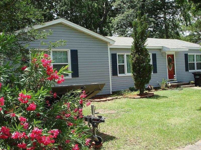 1st image of 124 W Ann Dr