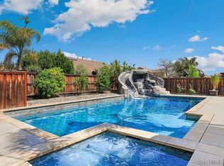 28414 Fox Ridge Cv, Menifee, CA 92585