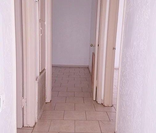 3rd image of 925 SW 48th St