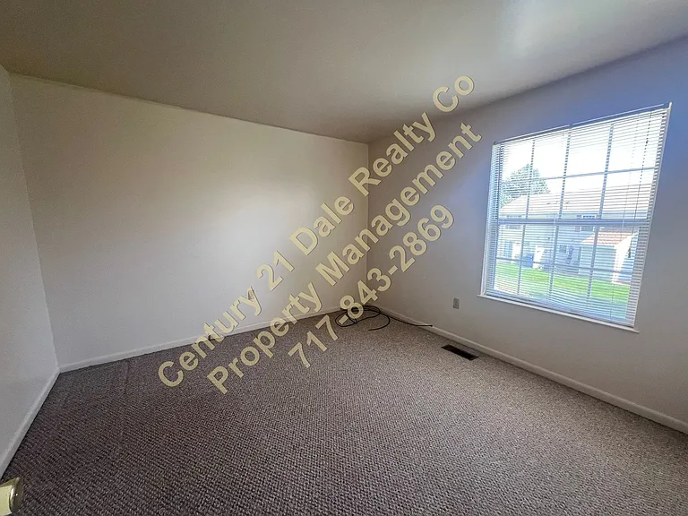 45 Williamstown Cir — Photo 13