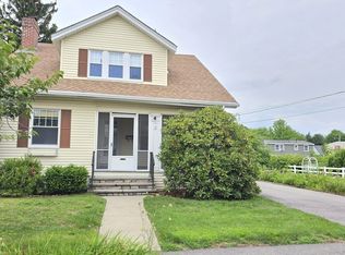 21 Arbutus Rd, Worcester, MA 01606