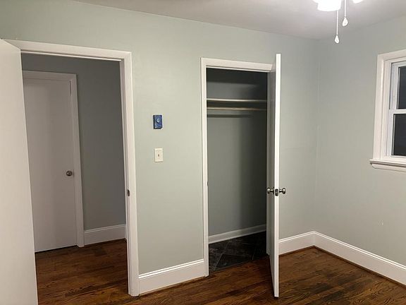 3rd image of 520 N Dr NE