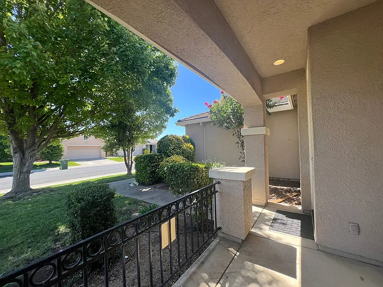 9814 Paso Fino Way — Photo 4