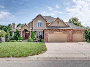 122 S Coach House Rd, Wichita, KS 67235