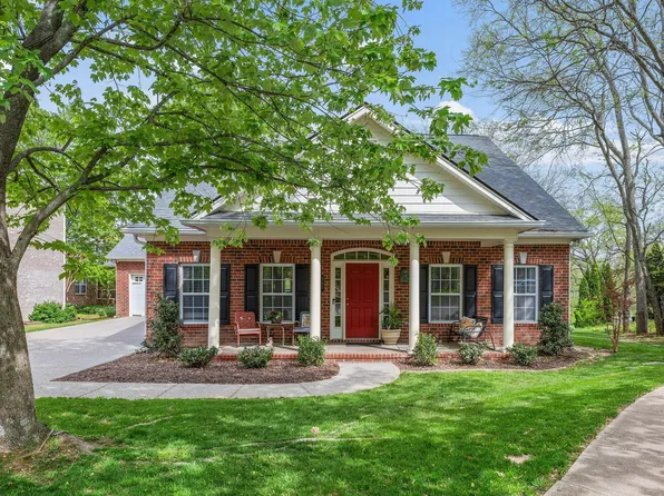 207 Schoolpath Ln, Franklin, TN 37064