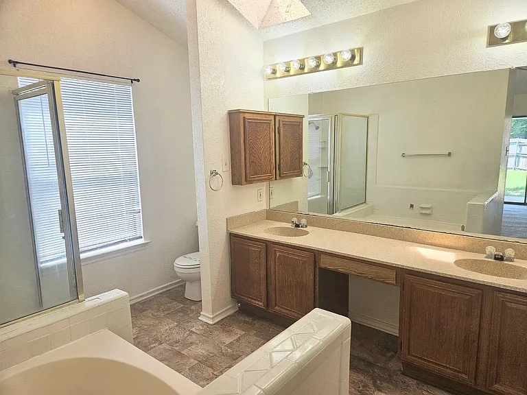 3104 Morning Meadow Ln — Photo 10