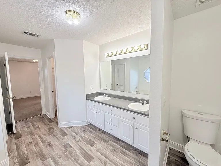 7945 Amethyst Dr — Photo 8