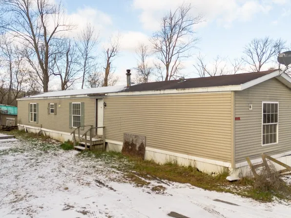 25 Wilder Lane, Royalton, VT 05032-9181